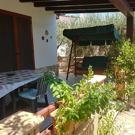 Giallonardomare-villa Con Piscina Realmonte