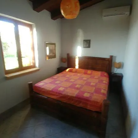 Giallonardomare-villa Con Piscina * レアルモンテ