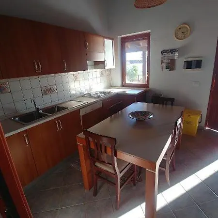 Giallonardomare-villa Con Piscina * レアルモンテ