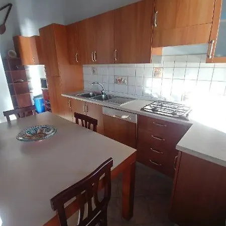 Giallonardomare-villa Con Piscina *