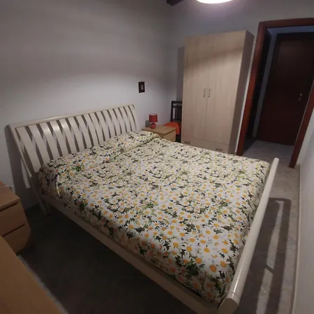 Holiday home Giallonardomare-villa Con Piscina