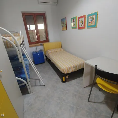 Holiday home Giallonardomare-villa Con Piscina *